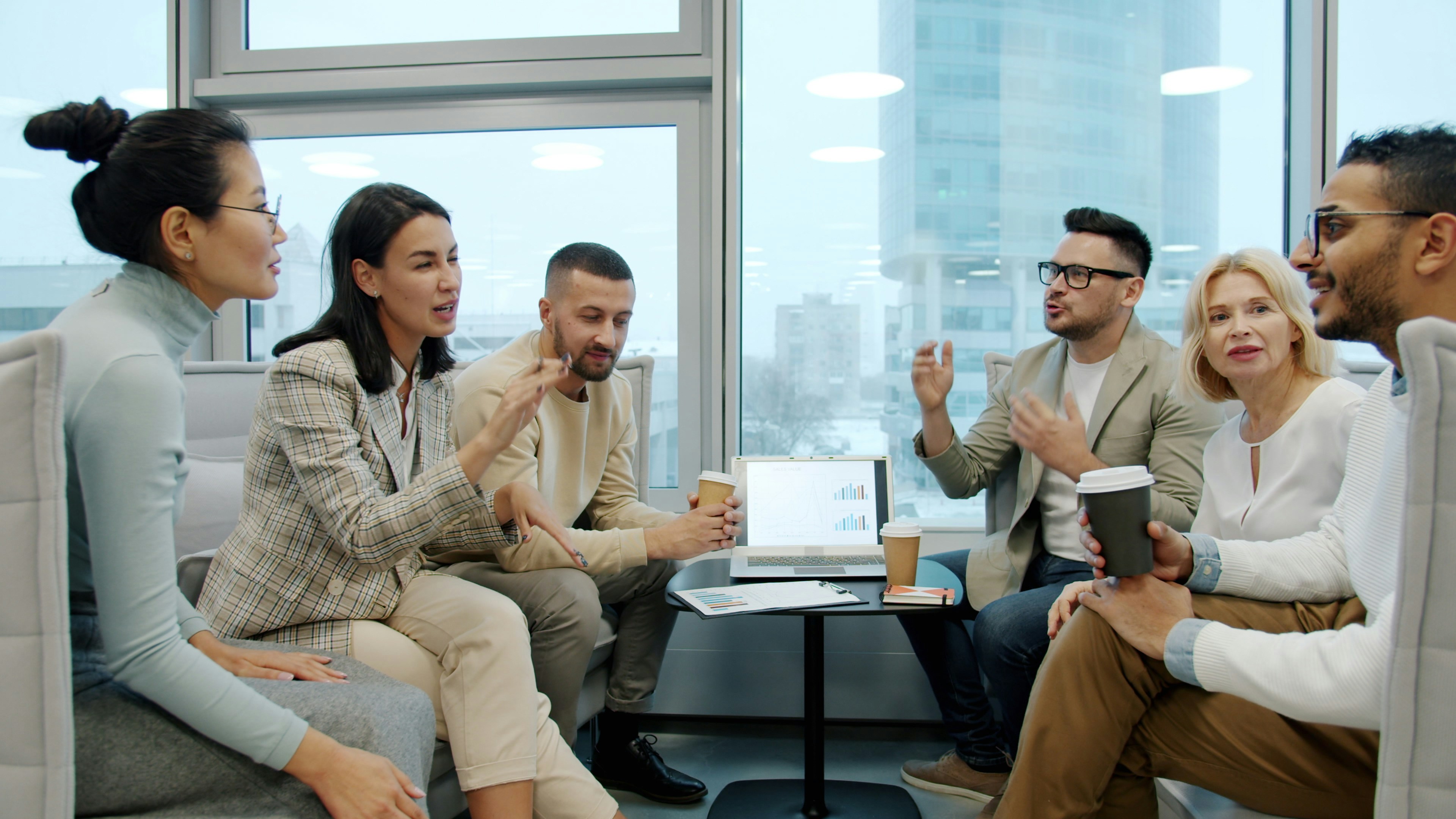 Informal team discussions or one-to-one conversations that feel genuine and human